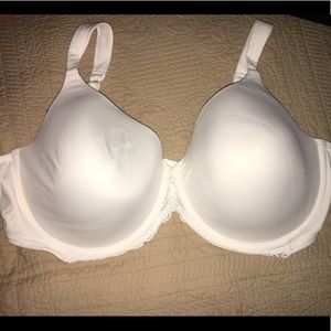 Playtex Underwire Bra... style#4594... 44D